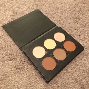 ABH Contour Kit- Light To Medium
